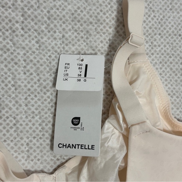 Chantelle bra ultra comfort Sz 38I - Picture 7 of 7